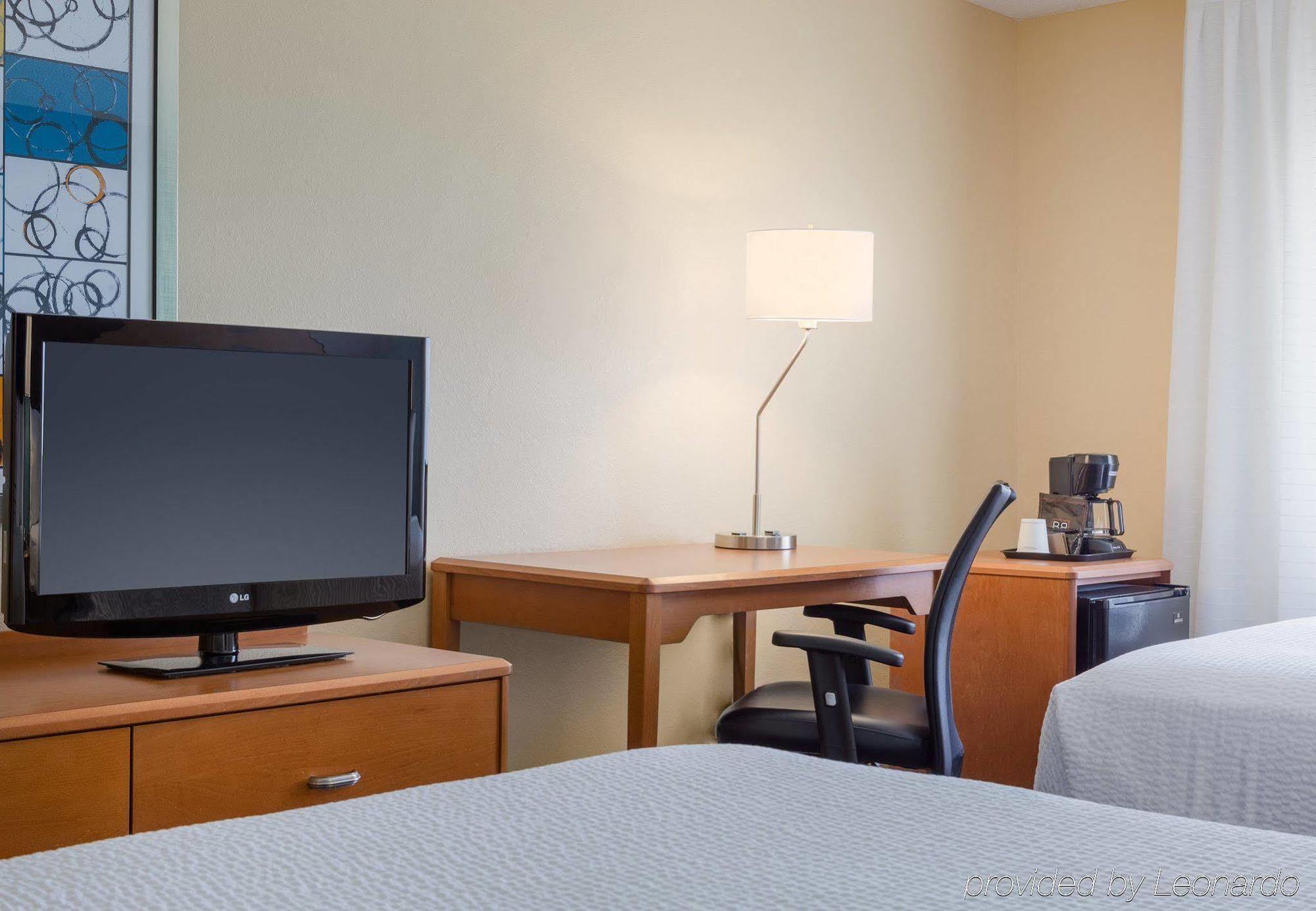 Comfort Inn & Suites Texas City Exterior photo